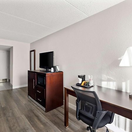 Best Western Luxbury Inn Fort Wayne Kültér fotó