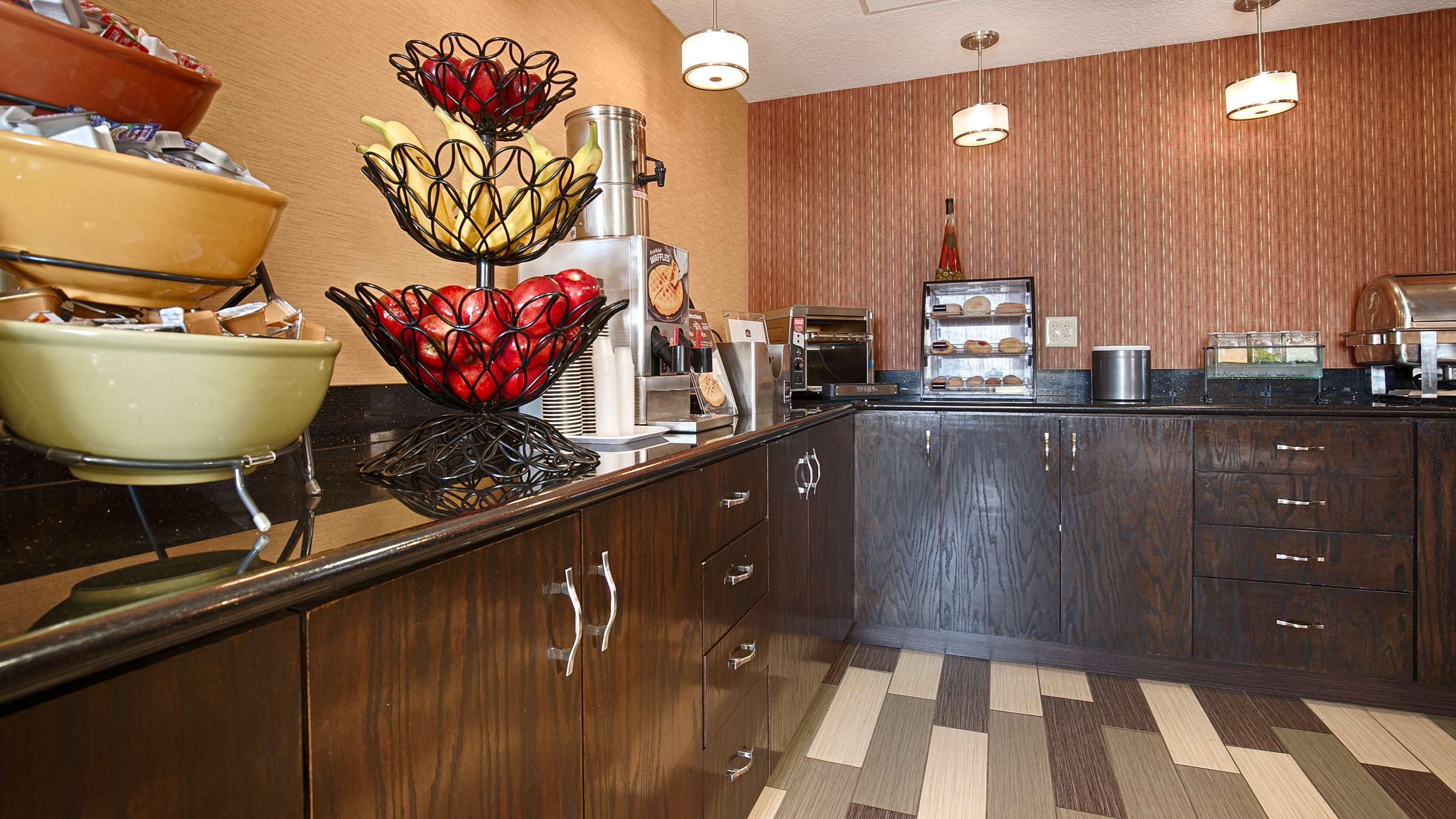 Best Western Luxbury Inn Fort Wayne Kültér fotó