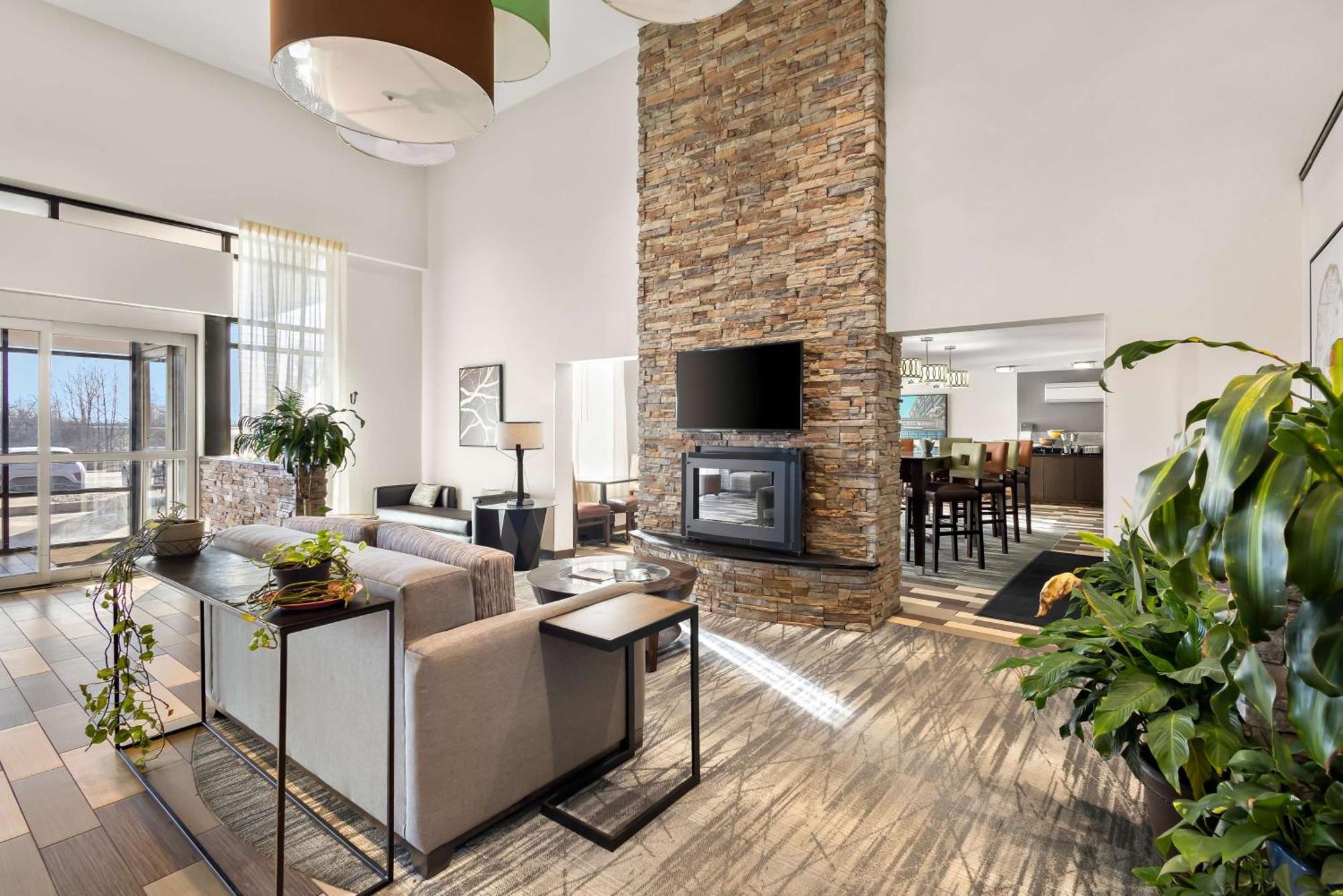 Best Western Luxbury Inn Fort Wayne Kültér fotó
