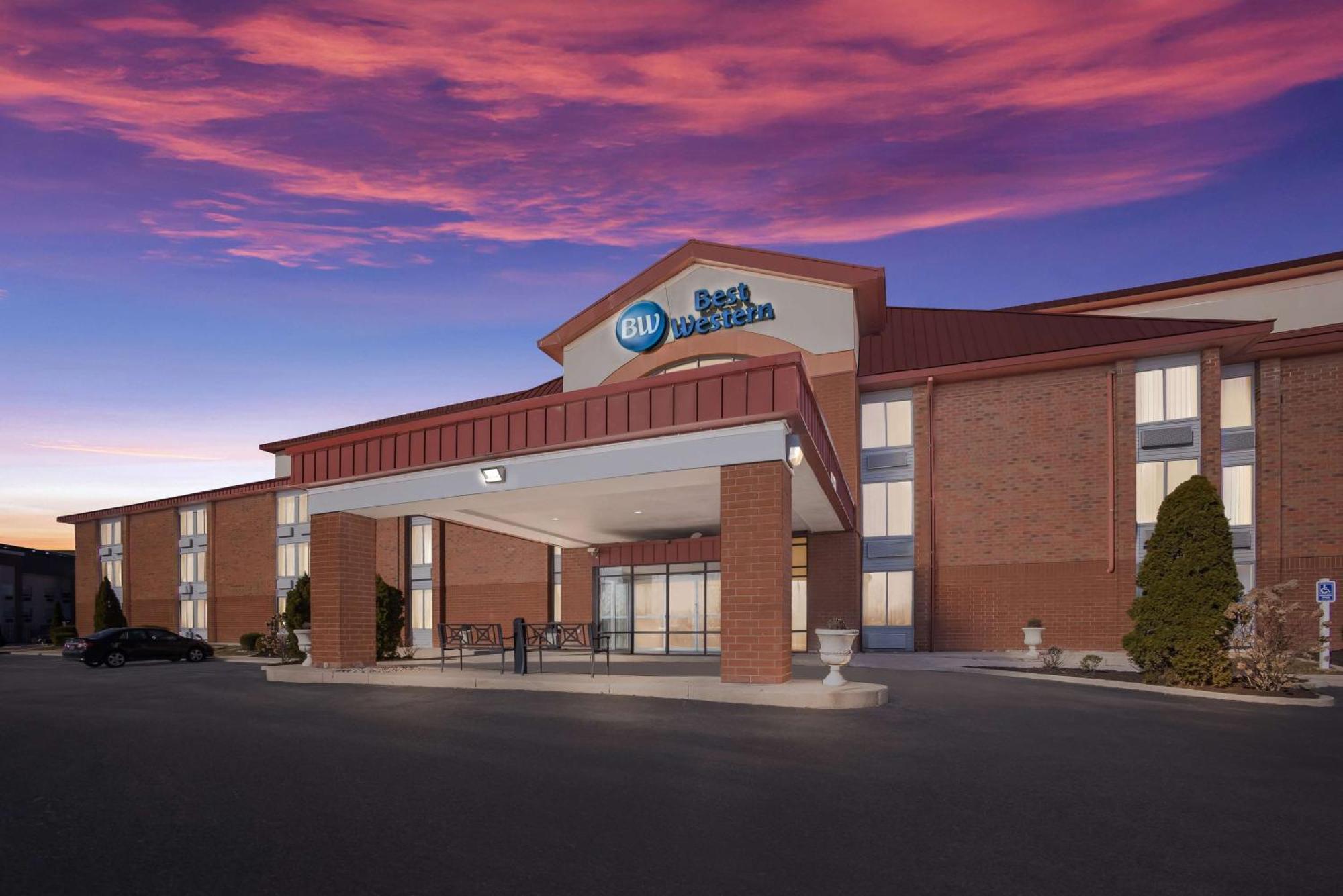 Best Western Luxbury Inn Fort Wayne Kültér fotó